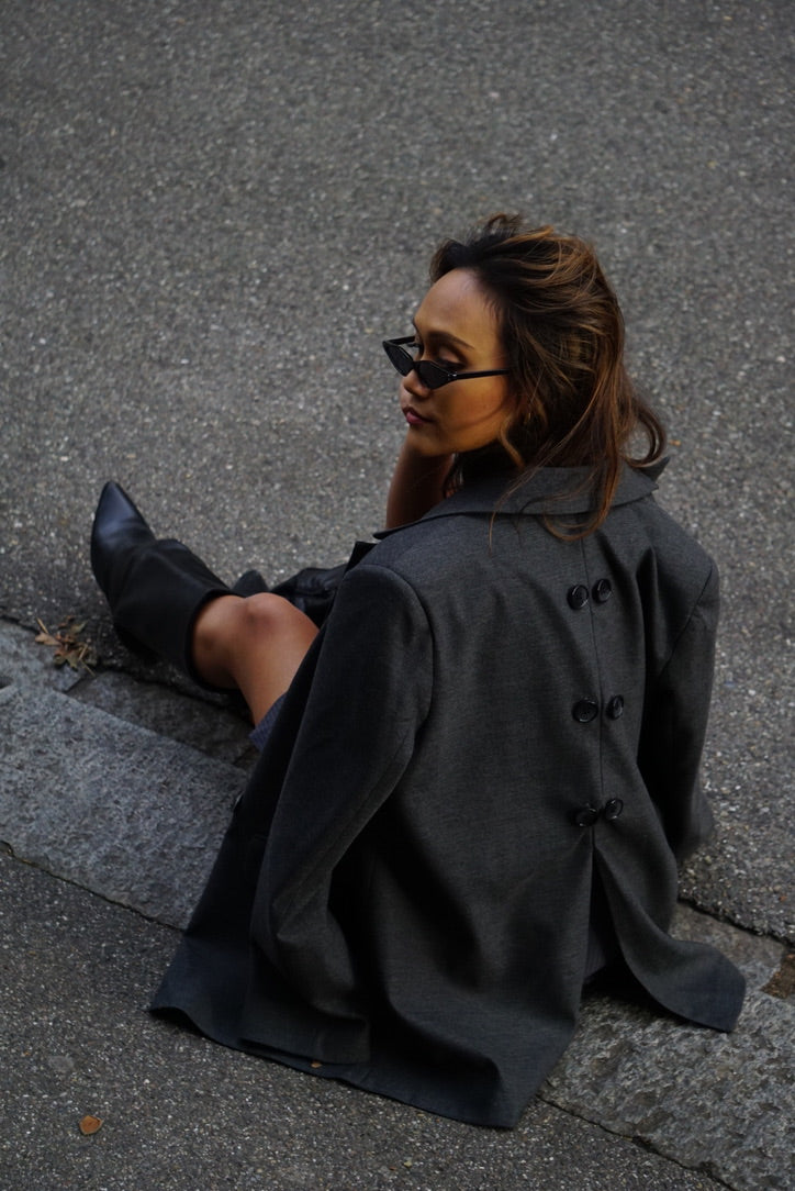 Dark Grey / 34